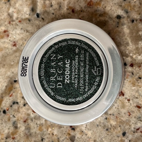 Urban Decay eyeshadow- zodiac - Picture 4 of 4